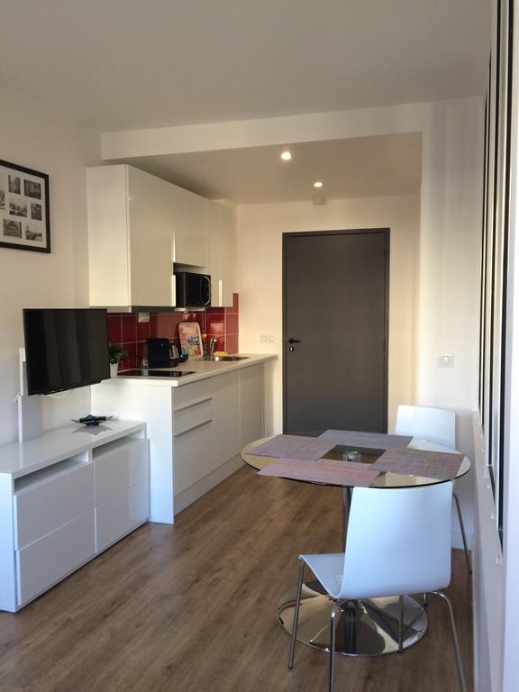Tour Eiffel Rent Apartment Paris Exterior photo